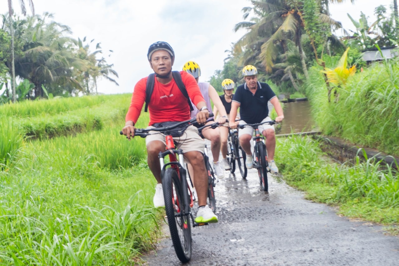 Dewa Dena and Dewa Anom